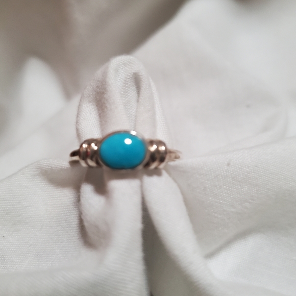 Rings - Picture 6 of 8